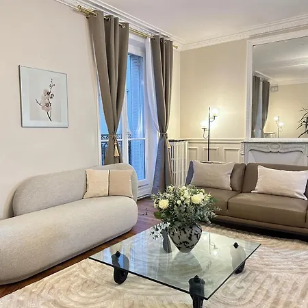 Luxurious In Le Marais